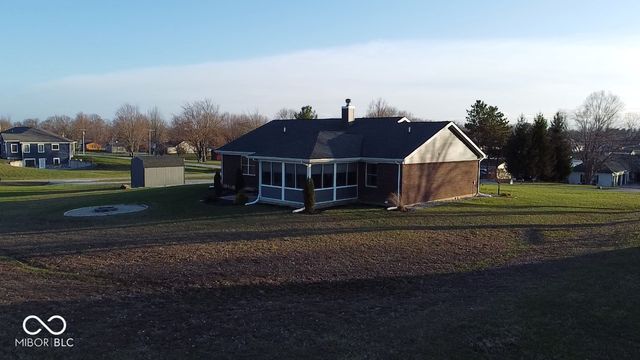 1502 NE Santee Drive, Greensburg, IN 47240