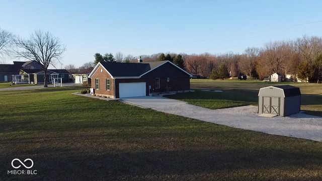 1502 NE Santee Drive, Greensburg, IN 47240