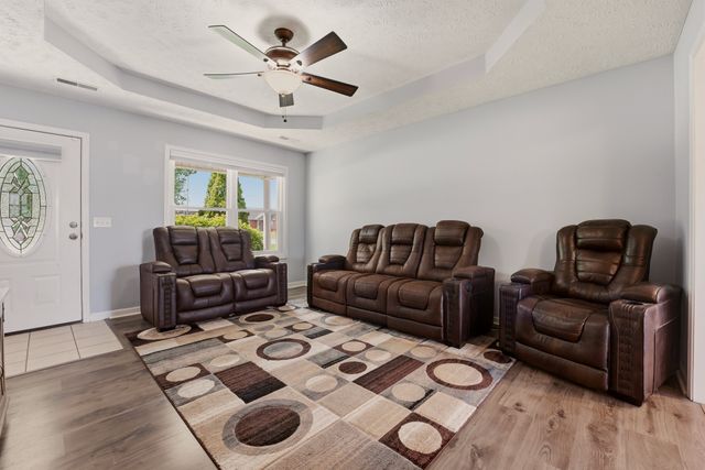 4101 Lenore Ln, Smyrna, TN 37167