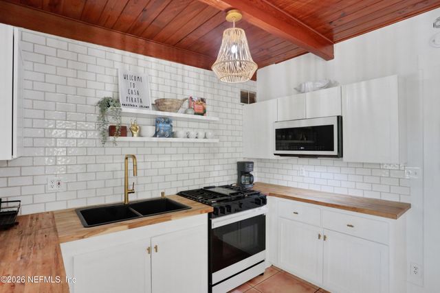 14 COQUINA Avenue, St. Augustine, FL 32080