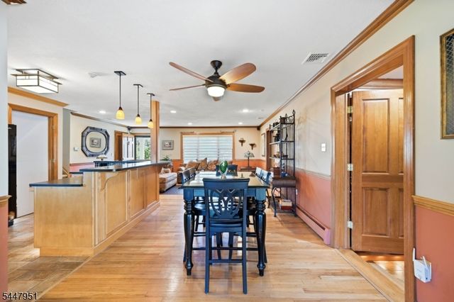 133 Sandra Dr, Parsippany-troy Hills Twp., NJ 07054