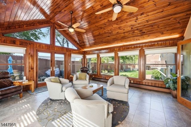 133 Sandra Dr, Parsippany-troy Hills Twp., NJ 07054