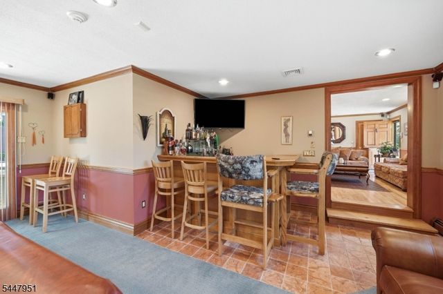 133 Sandra Dr, Parsippany-troy Hills Twp., NJ 07054
