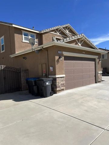 37052 WHISPERING HILLS DR, Murrieta, CA 92563