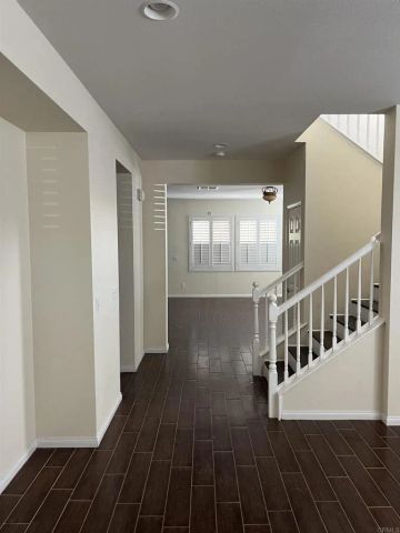 37052 WHISPERING HILLS DR, Murrieta, CA 92563