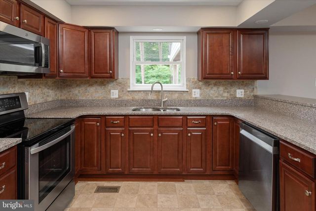 1625 SEVERN RUN CT, Severn, MD 21144