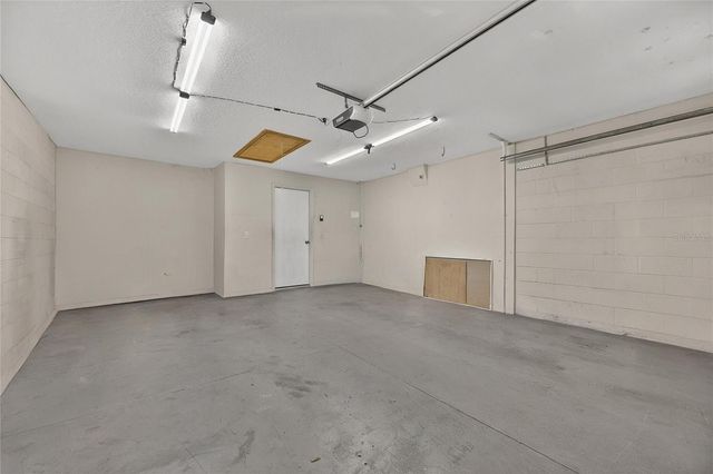 16604 LAKE HEATHER DRIVE, Tampa, FL 33618