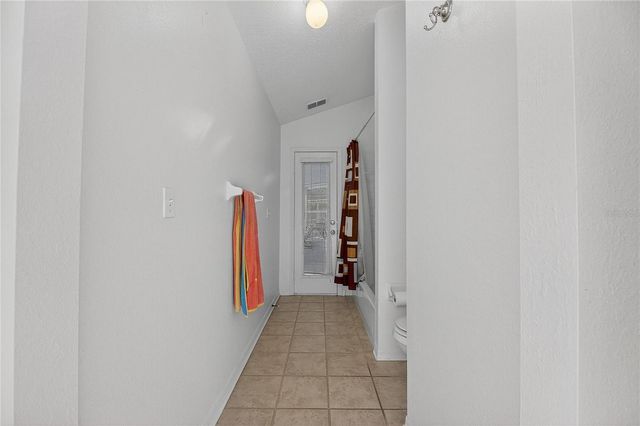 16604 LAKE HEATHER DRIVE, Tampa, FL 33618