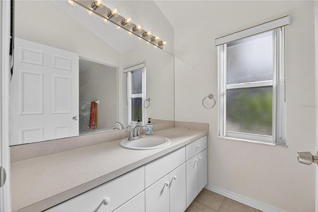 16604 LAKE HEATHER DRIVE, Tampa, FL 33618