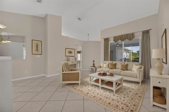 16604 LAKE HEATHER DRIVE, Tampa, FL 33618