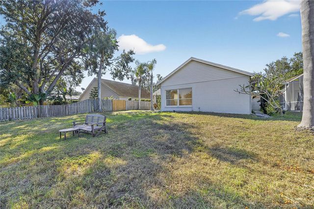 16604 LAKE HEATHER DRIVE, Tampa, FL 33618