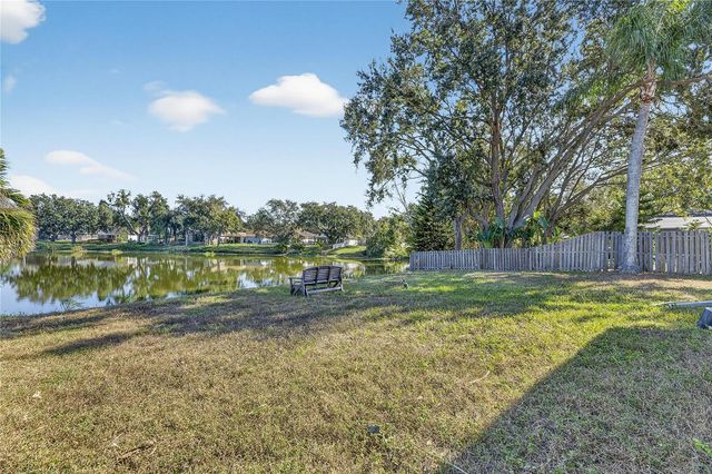 16604 LAKE HEATHER DRIVE, Tampa, FL 33618
