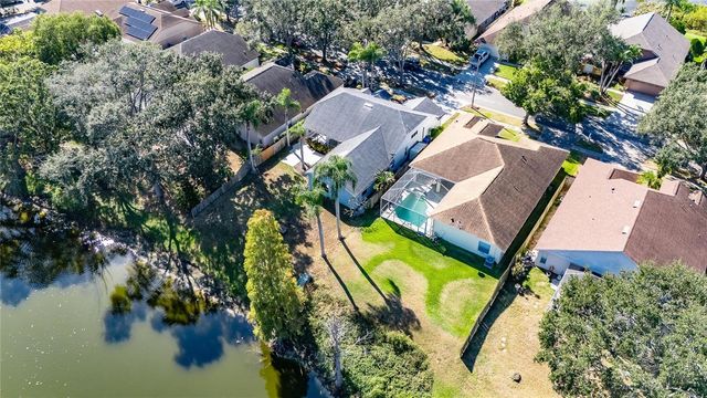 16604 LAKE HEATHER DRIVE, Tampa, FL 33618