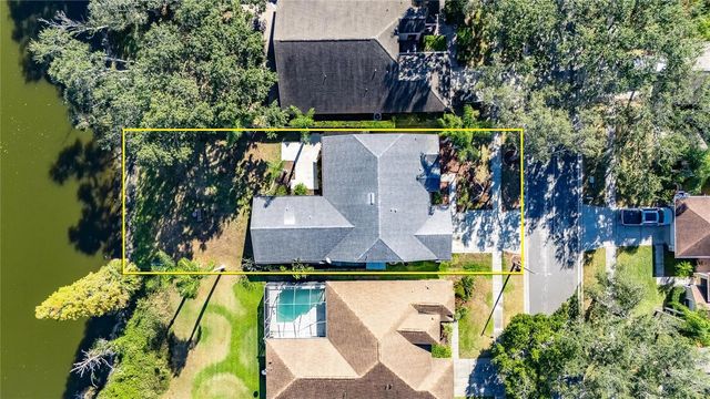 16604 LAKE HEATHER DRIVE, Tampa, FL 33618
