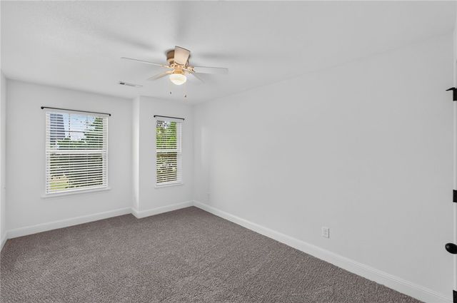 709 NW 63rd Avenue, Bentonville, AR 72713