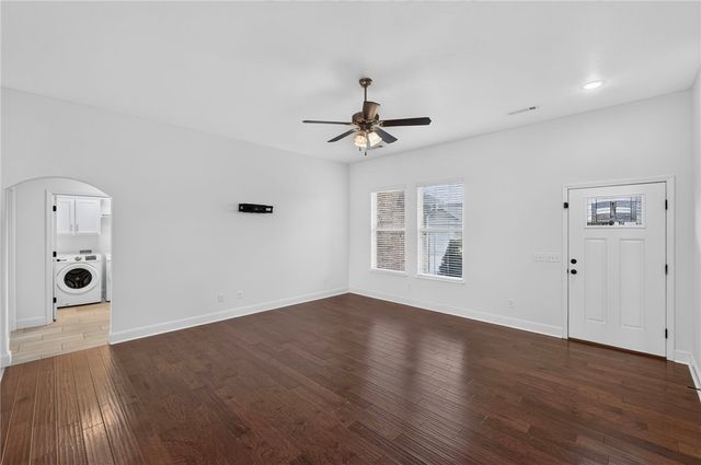 709 NW 63rd Avenue, Bentonville, AR 72713