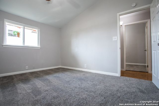 3735 COMMERCIAL AVE, San Antonio, TX 78221