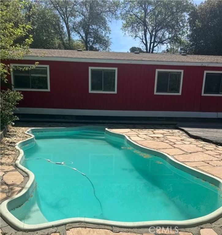 4047 Foothill Drive, Lucerne, CA 95458