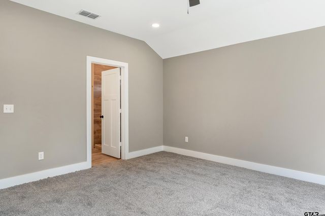 16418 Crossing Circle, Lindale, TX 75771