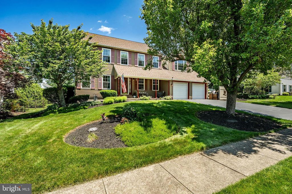 1304 RED OAK DRIVE, Chalfont, PA 18914
