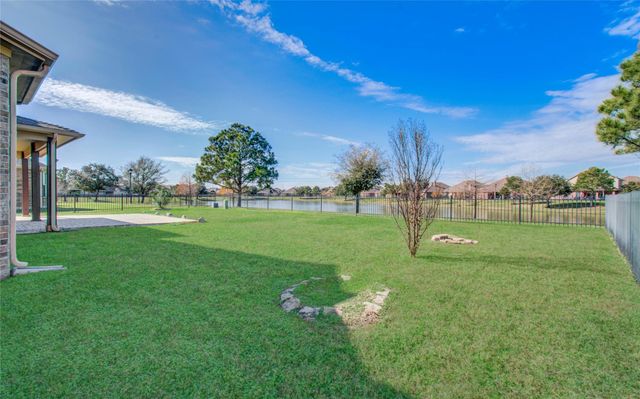 8427 E Windhaven Terrace Trail, Cypress, TX 77433