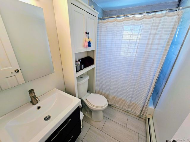 27 Spruce Street, Hicksville, NY 11801