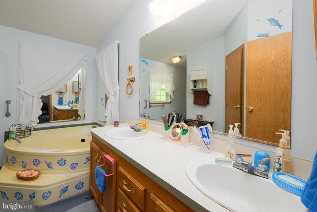 34104 MEADOW LN, Millsboro, DE 19966