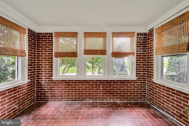 2743 RIDGE RD, Baltimore, MD 21244