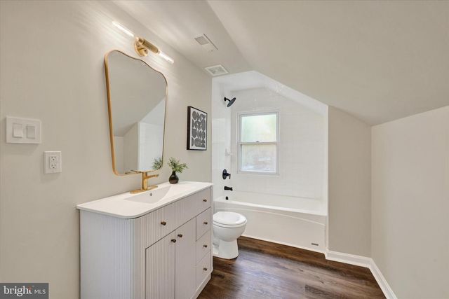 2743 RIDGE RD, Baltimore, MD 21244
