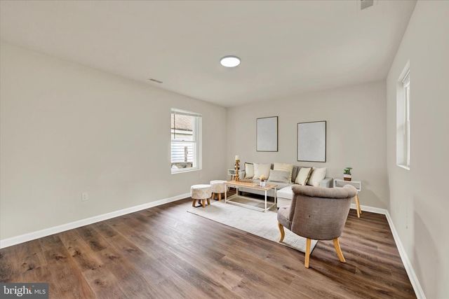 2743 RIDGE RD, Baltimore, MD 21244