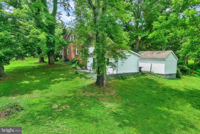 2743 RIDGE RD, Baltimore, MD 21244