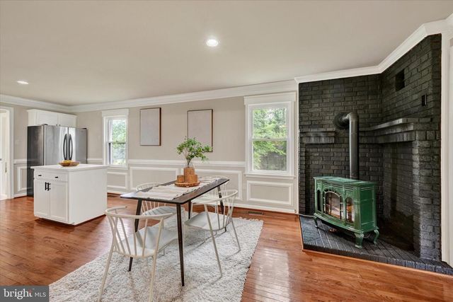 2743 RIDGE RD, Baltimore, MD 21244