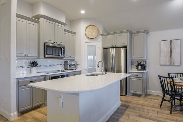 982 E Villas Court, Lewisville, TX 75067