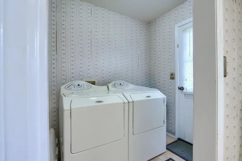 Image 18 of property listing at 5909 Evergreen, Mariposa, CA 95338