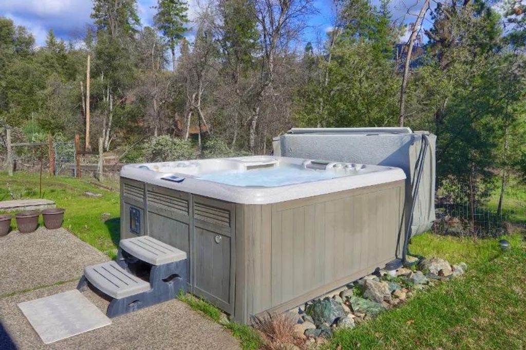 Image 30 of property listing at 5909 Evergreen, Mariposa, CA 95338