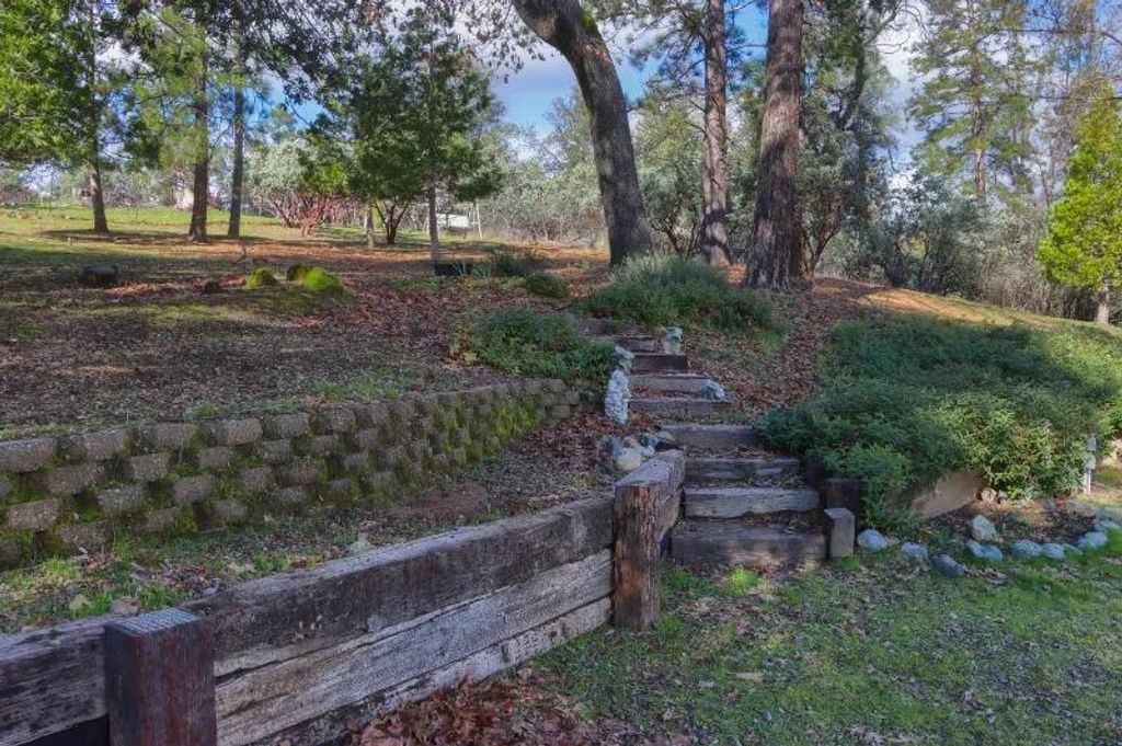 Image 41 of property listing at 5909 Evergreen, Mariposa, CA 95338