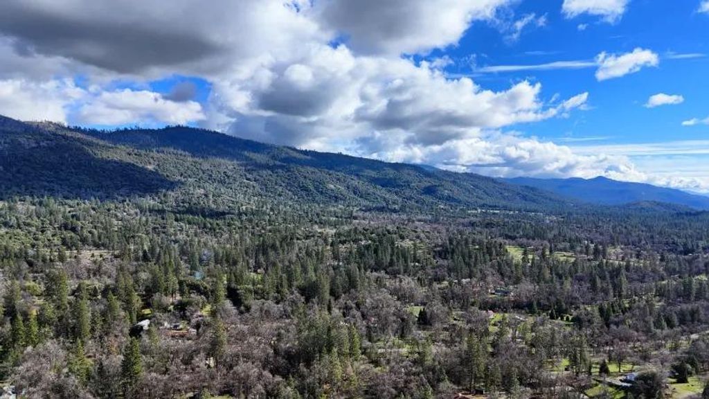 Image 53 of property listing at 5909 Evergreen, Mariposa, CA 95338