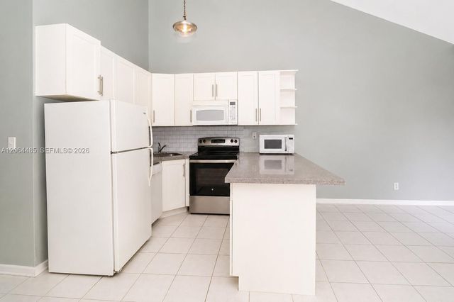 2242 NW 55th Terrace 2242, Lauderhill, FL 33313