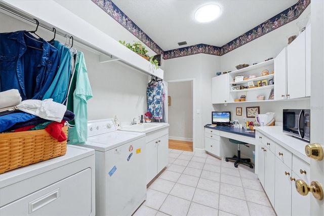 2012 NW 84TH STREET CIRCLE, Bradenton, FL 34209
