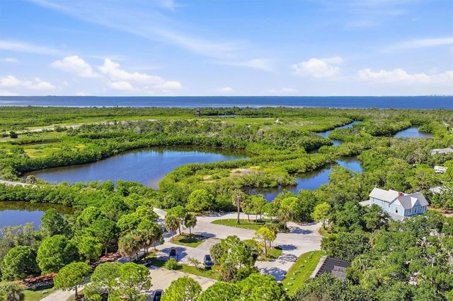 2012 NW 84TH STREET CIRCLE, Bradenton, FL 34209