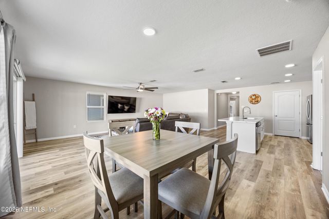 2366 EVENING OAKS Lane, Green Cove Springs, FL 32043