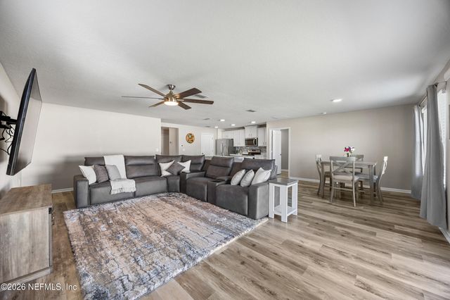 2366 EVENING OAKS Lane, Green Cove Springs, FL 32043