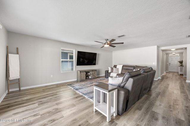 2366 EVENING OAKS Lane, Green Cove Springs, FL 32043