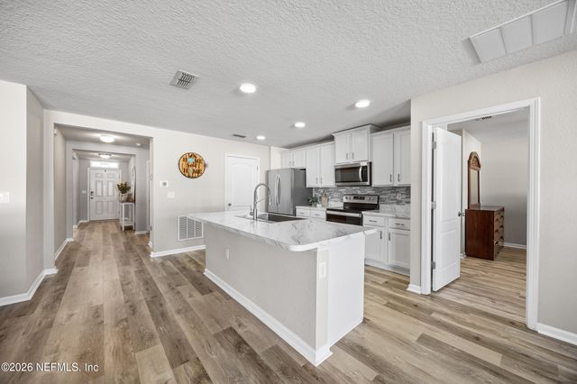2366 EVENING OAKS Lane, Green Cove Springs, FL 32043