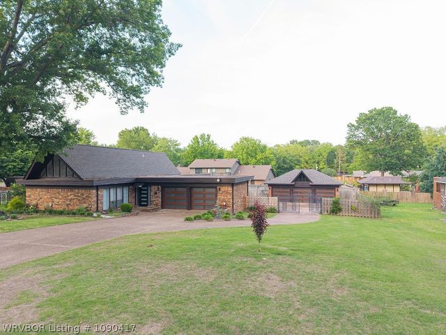 11 Riverlyn Drive, Fort Smith, AR 72903
