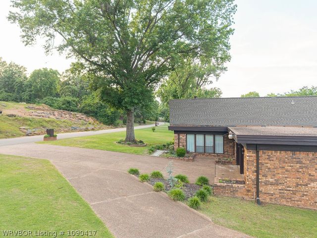 11 Riverlyn Drive, Fort Smith, AR 72903