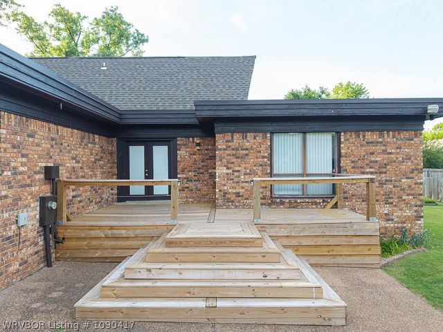 11 Riverlyn Drive, Fort Smith, AR 72903