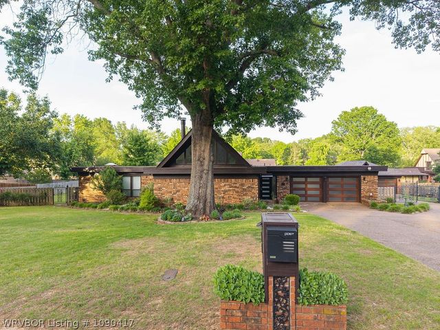 11 Riverlyn Drive, Fort Smith, AR 72903