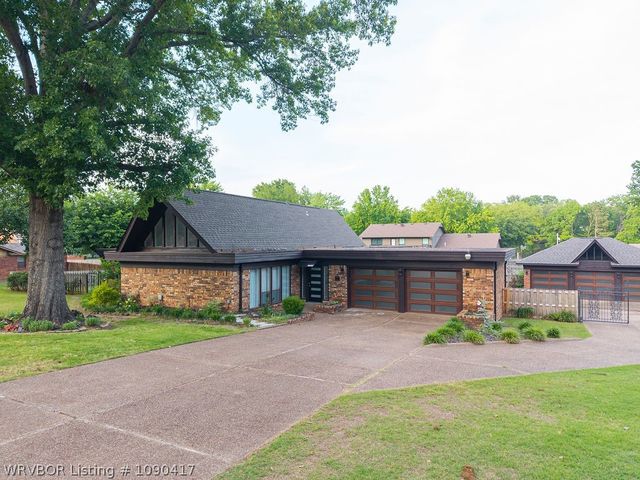 11 Riverlyn Drive, Fort Smith, AR 72903