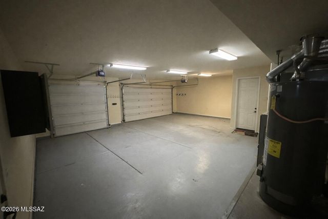 2921 E Edward Lane, Vail, AZ 85641